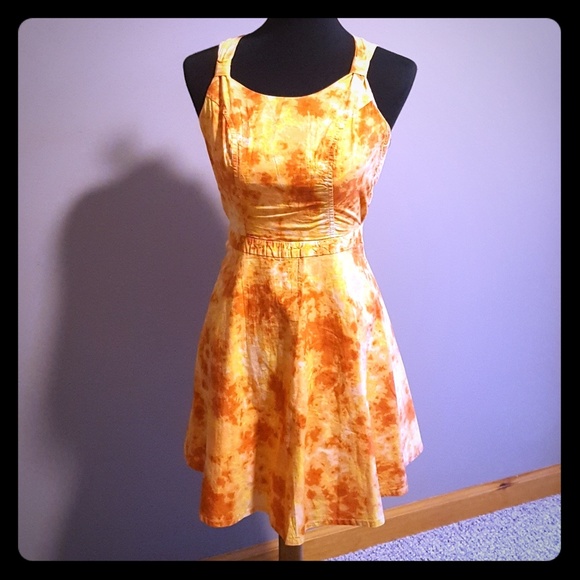 Jessica Simpson dress - Picture 2 of 5